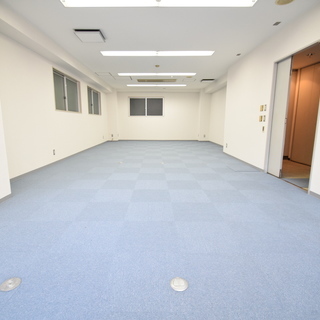 なんと！約２０坪の店舗事務所がこの賃料で！？ − 大阪府
