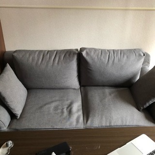 ローソファー&間接照明の画像