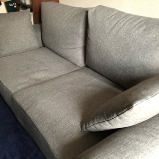 ローソファー&間接照明の画像