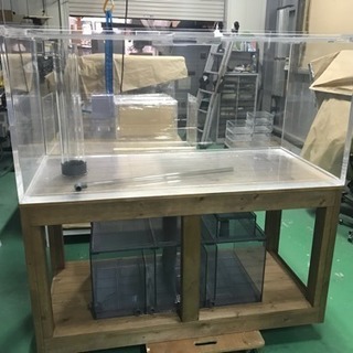 中古（リユース）アクリル水槽　販売します