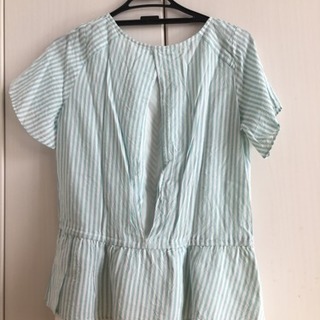 値下げ！　ストライプ  フリル カットソー　トップスの画像