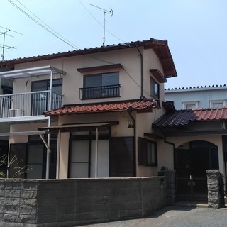博多区東那珂に貸一戸建てが出ました。