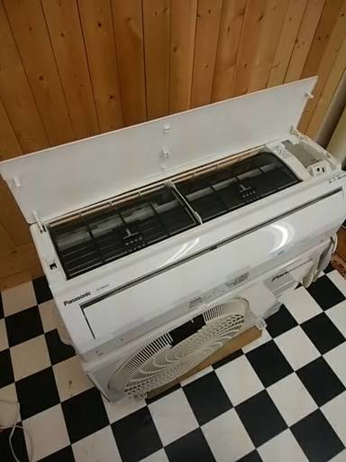 E  パナソニック ルームエアコン 単相200V 4.0kw 14畳 CS-F404C2-W 2014年製