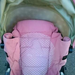 アップリカ♡ピンクベビーカーの画像