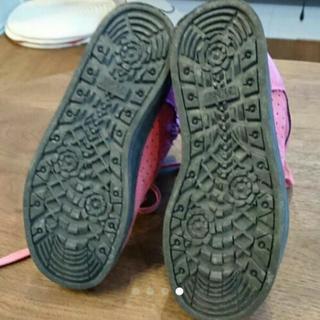 アプリズム ☆ チェック ☆ インヒール スニーカー☆ 美品 21㌢ ピンクの画像