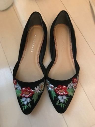 LOWRYS FARM 刺繍入りフラットシューズ
