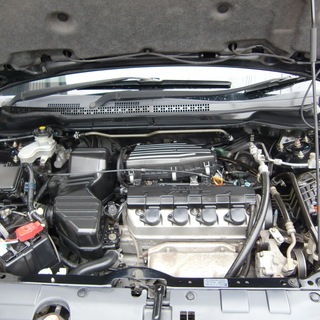 個人出品　格安　ストリーム1,7Ｓ　人気のブラック　機関好調　車検31年３月の画像