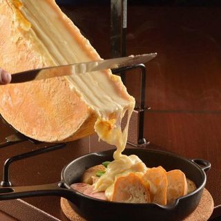 6月30日　スイス人がつくる本場のチーズ料理　ラクレットを一緒に...