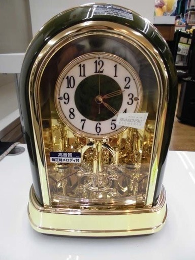 お値下げ！シチズン メロディ付き 電波時計 グリーン×ゴールド 置き時計 CITIZEN スワロフスキー　西岡店