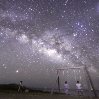 【急募】カフェ勤務＆星空フォトグラファーのアシスタントの画像