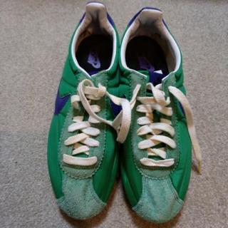 【希少カラー】NIKEスニーカー