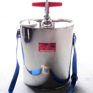 防虫作業 肩掛け式 カケヤ式噴霧器