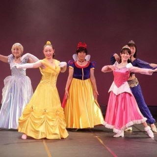 川口駅目の前。テーマパークダンス体験レッスン。