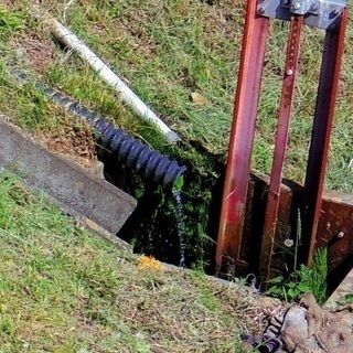 水路に・・・地中電線管カナレックス　未使用品の画像