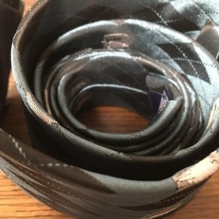 【未使用】キツネ柄のネクタイ