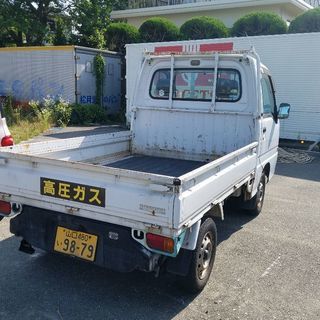 18年式スバル軽トラックの画像