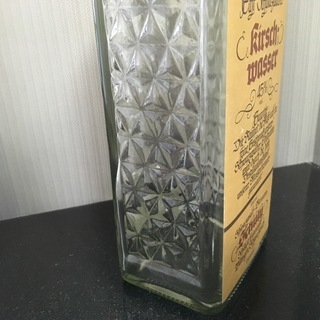 kirsch-wasser　1000ml　ガラス瓶の画像