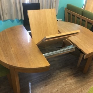 《商談中です》【IKEA】伸長式ダイニングテーブル＆チェアの画像