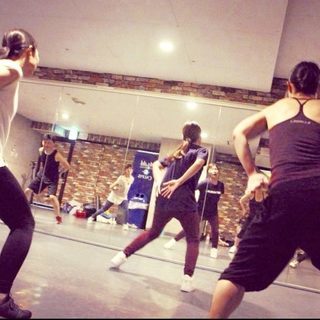 サタデー・ナイトダンス♪ 一緒に懐かしい曲でダンスエクササイズし...