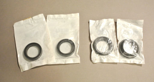 純正スポーツスター フロントフォークダストシール＆オイルシール