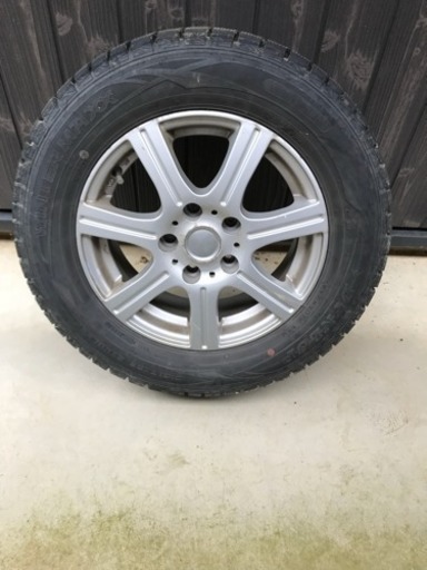 スタッドレスタイヤ