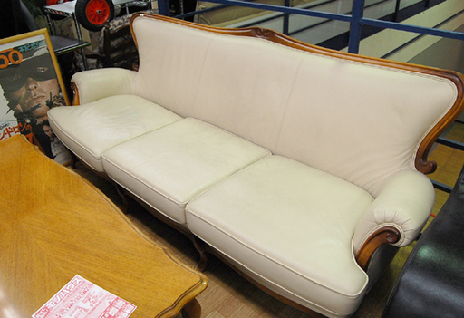 maruni/マルニ 3人掛けソファ マキシマムシリーズ アンドリュー 革製 クリーム系色 応接セット等に ☆ PayPay(ペイペイ)決済可能 ☆ 札幌市 清田区