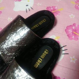 新品🎵chum chumシルバーサンダルLサイズの画像