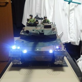 １０式戦車をつくる　完成品　ちゃんと動きます。の画像