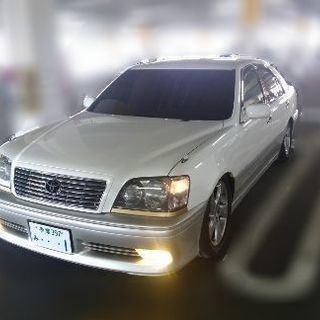 17CROWN ロイヤルサルーン