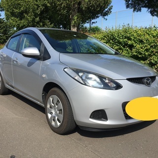 マツダ　デミオ １３C　車検令和2年6月迄　走行　60,000km 4ＷＤ　シルバー　平成23年式の画像