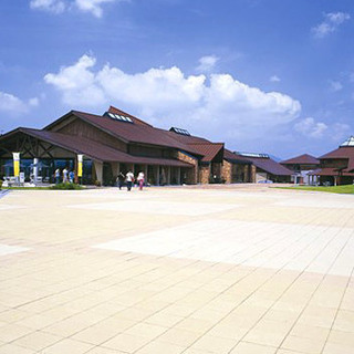 【一般無料】【出店募集中】KANATA痛Cos in笠間工芸の丘～祭りの如く～　痛車展示会×コスプレパフォーマンス×日用品フリーマーケットイベント♪ - 笠間市