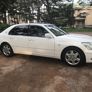 平成17年式 30セルシオ C仕様 車検平成32年3月までの画像