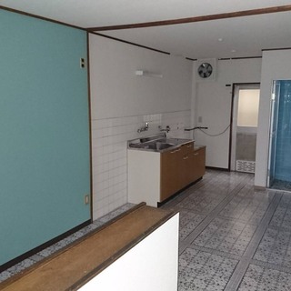 【仲介手数料不要】改装済み！！四條畷テラスハウス