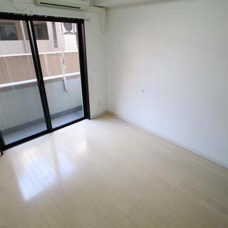 🉐初期費用15万円🙂目黒駅徒歩7分のオートロック付BT別マンション！家賃８７０００円！宅配ボックス、２口ガスコンロ！ - 品川区
