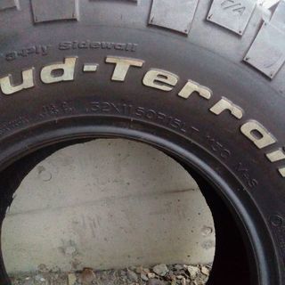 タイヤ　