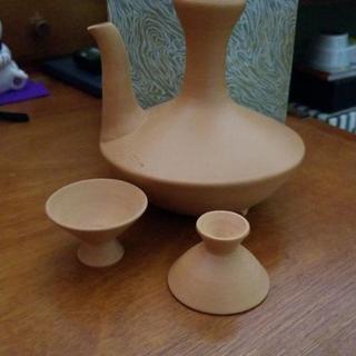 徳利とお猪口ですの画像