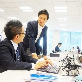 コンサルティング会社でのアシスタント／PC入力・資料作成業務！駅直結、主婦の方歓迎！交通費支給ありの画像