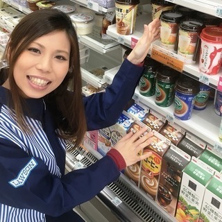 ローソンで働きませんか？ローソンドラッグミック江坂広芝町店です♪の画像