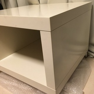 IKEA テーブルの画像