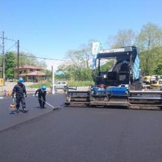 土木工事・アスファルト舗装工事の現場スタッフ