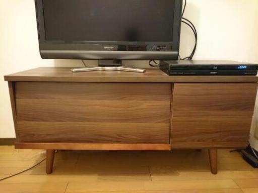 ウォルナット色のおしゃれ テレビ台 TVボード チェスト