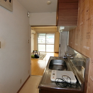 住み替えの絶好のチャンス！！3階だから気分も眺めもよく快適な一人...
