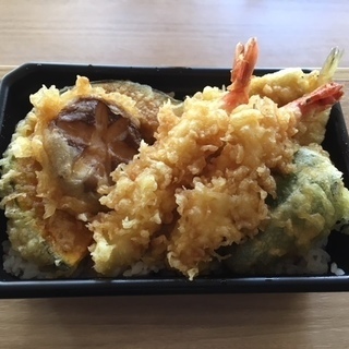 いずもマルシェ内「izumo cafe」で調理補助募集！の画像