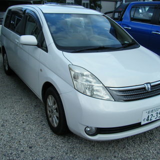 アイシス　すぐ乗れます！車検31年4月まで！早いもん勝ちです！