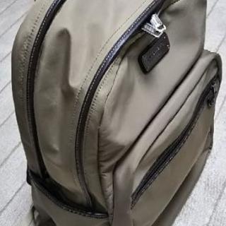 メンズ、レディス コーチCOACH リュック 美品