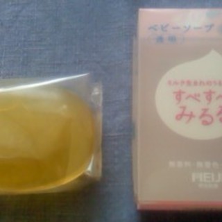 明治乳業　ベビーソープ　薬用　すべすべみるる　８０ｇ