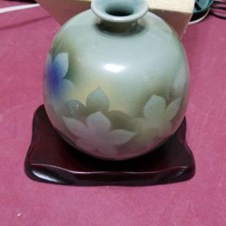 九谷焼久谷香樟花入れですの画像