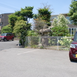 石灯籠差し上げます。　ご自分で積込み輸送できる方の画像