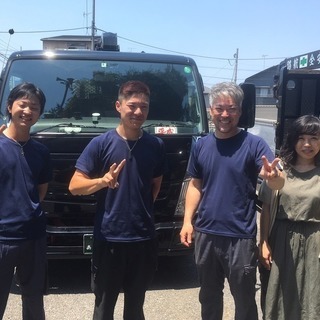 正社員募集　中型・トラックドライバー〈普通免許あればＯＫ〉　の画像