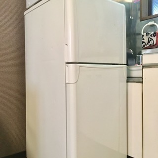TOSHIBA 冷蔵庫の画像